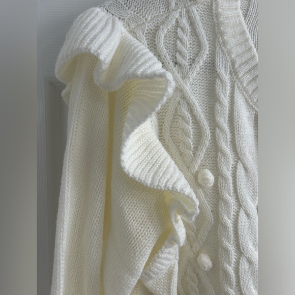 Celebrity Pink Cardigan Size Large - Picture 2 of 4